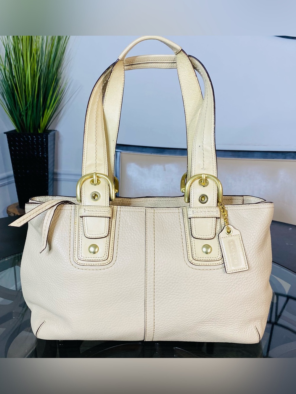 Vintage Coach Soho Pleated Pebbled Leather Tote - Cream/Ivory (F13732)